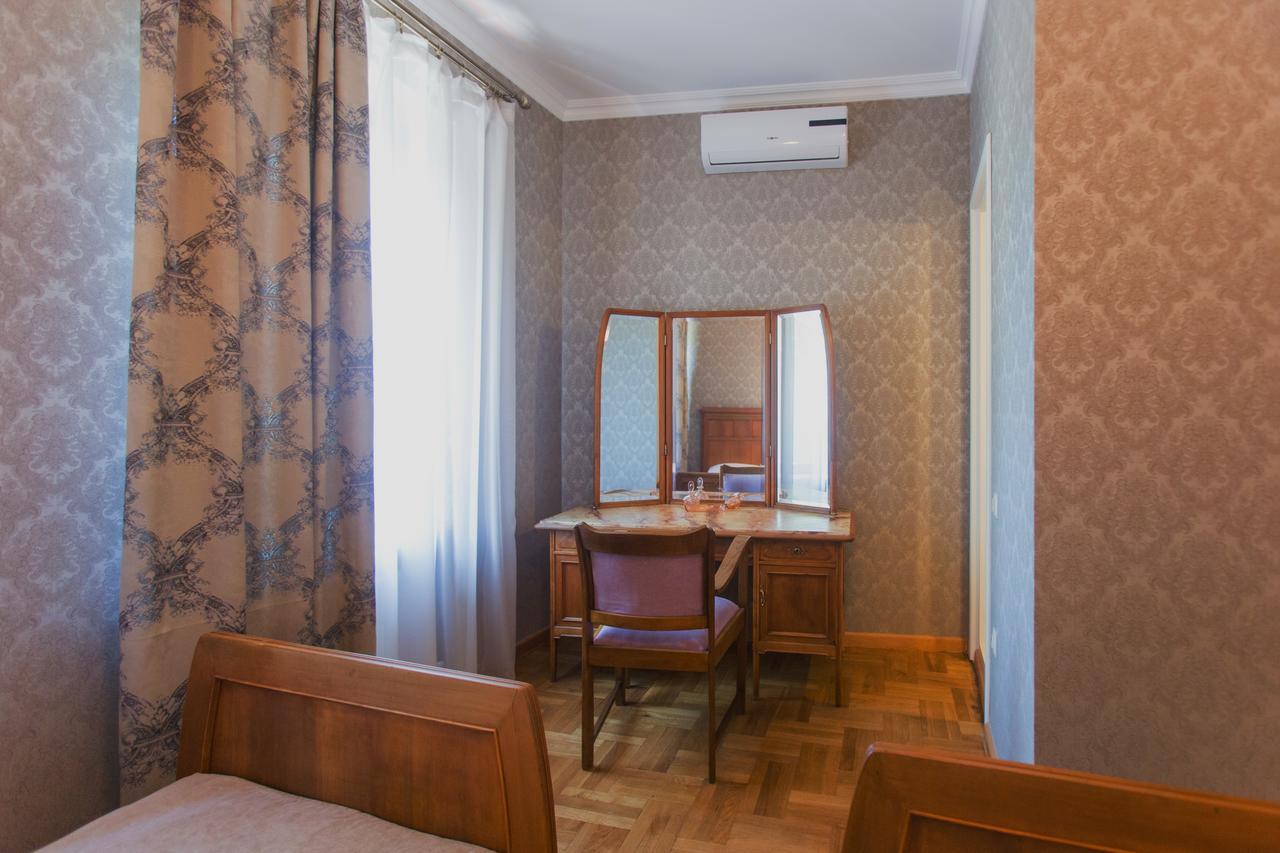 Bloom Boutique Hotel Tbilisi Bagian luar foto