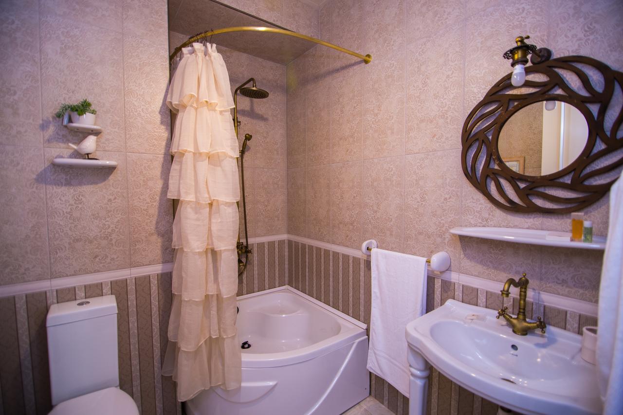 Bloom Boutique Hotel Tbilisi Bagian luar foto
