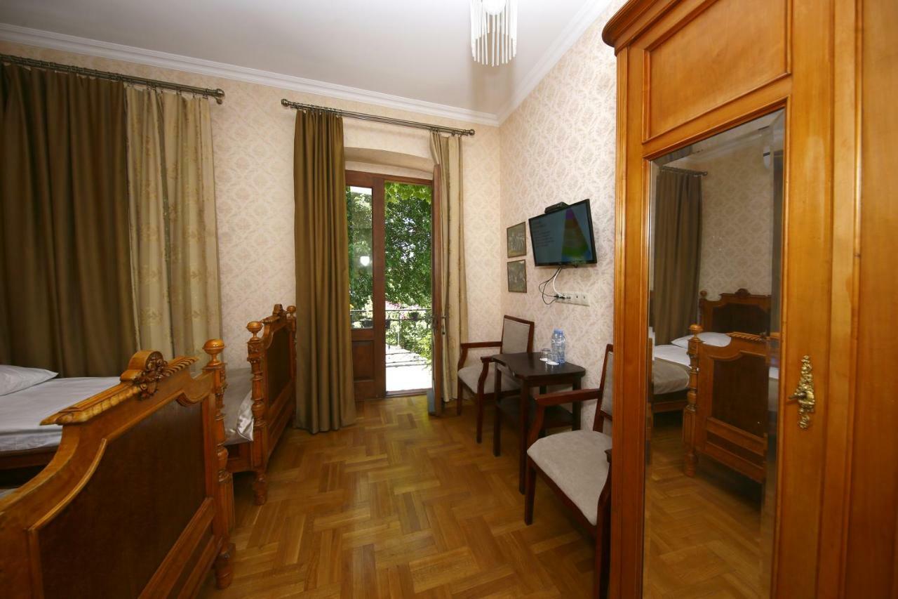 Bloom Boutique Hotel Tbilisi Bagian luar foto