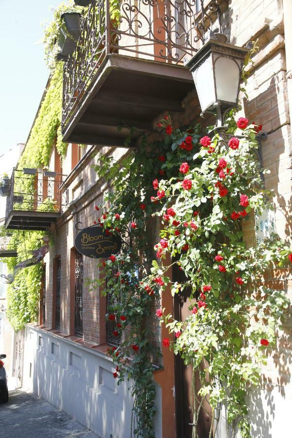 Bloom Boutique Hotel Tbilisi Bagian luar foto